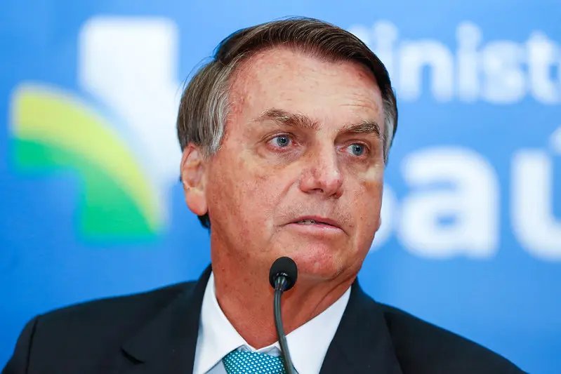 Bolsonaro diz que Brasil e o mundo n&atilde;o aguentam um novo lockdown