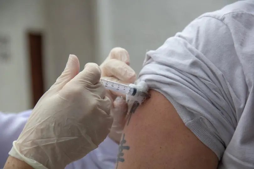 Mais de 93 mil brusquenses est&atilde;o com o esquema vacinal completo