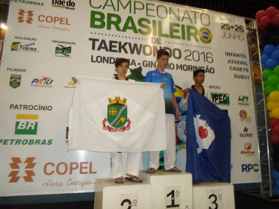 Brusquense é prata no Brasileiro de Taekwondo
