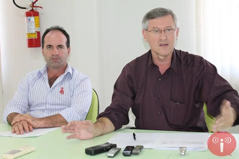 Prefeito faz balanço dos primeiros cem dias
