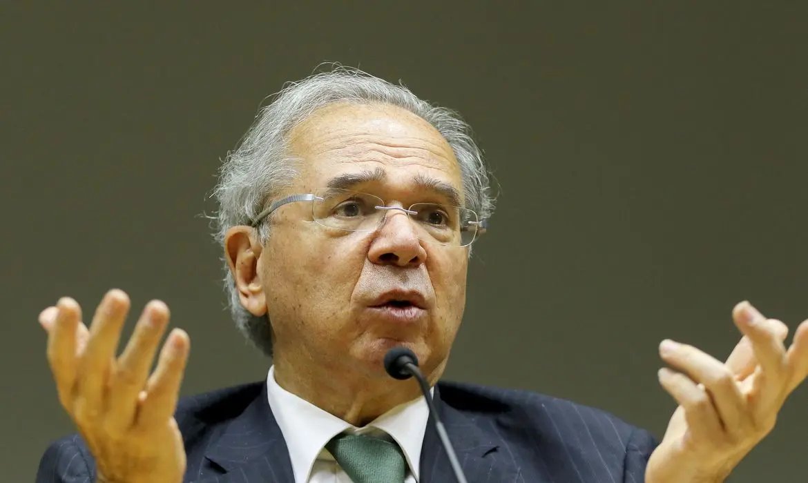 &ldquo;N&atilde;o apostem contra a economia brasileira&rdquo;, pede ministro