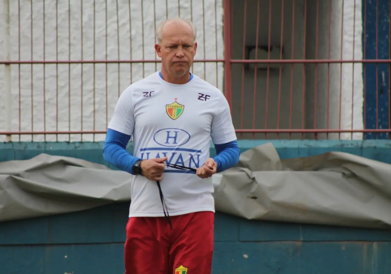 Mauro Ovelha cita dificuldade de enfrentar o Novo Hamburgo