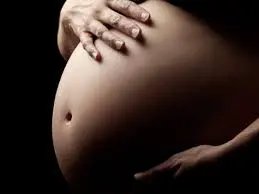 Mais de 800 mulheres morrem por dia