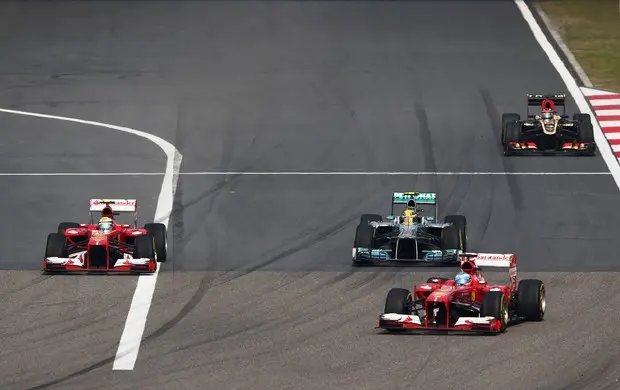 Alonso fatura o GP da China