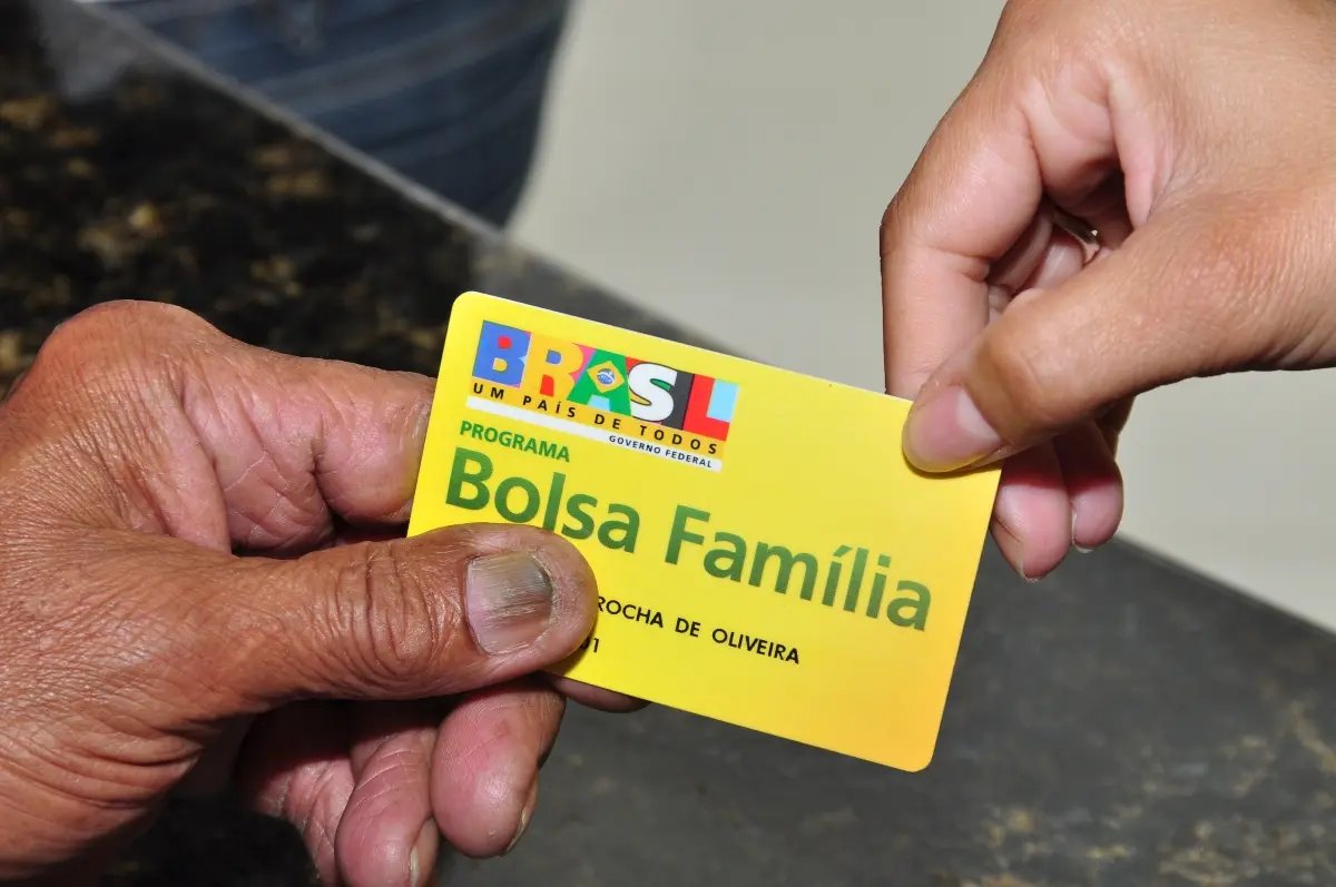 Bolsa Família básico é reajustado