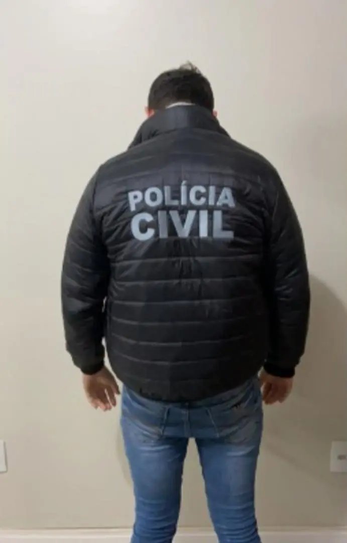 Suspeito fingia ser policial civil para atrair mulheres, diz delegado