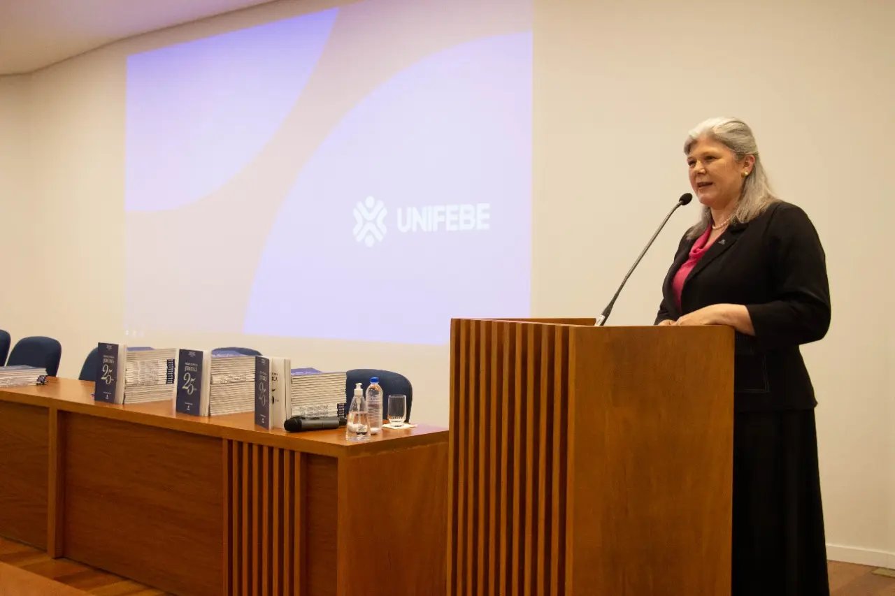 Dois livros focados na hist&oacute;ria do Direito s&atilde;o lan&ccedil;ados pela Editora da Unifebe