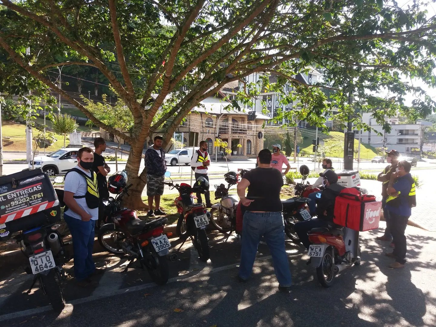 Motoboys se unem em Brusque e anunciam cria&ccedil;&atilde;o de cooperativa