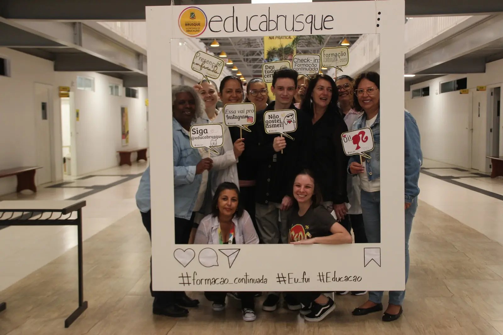 Merendeiras e serventes participam de Formação Continuada da Secretaria de Educação