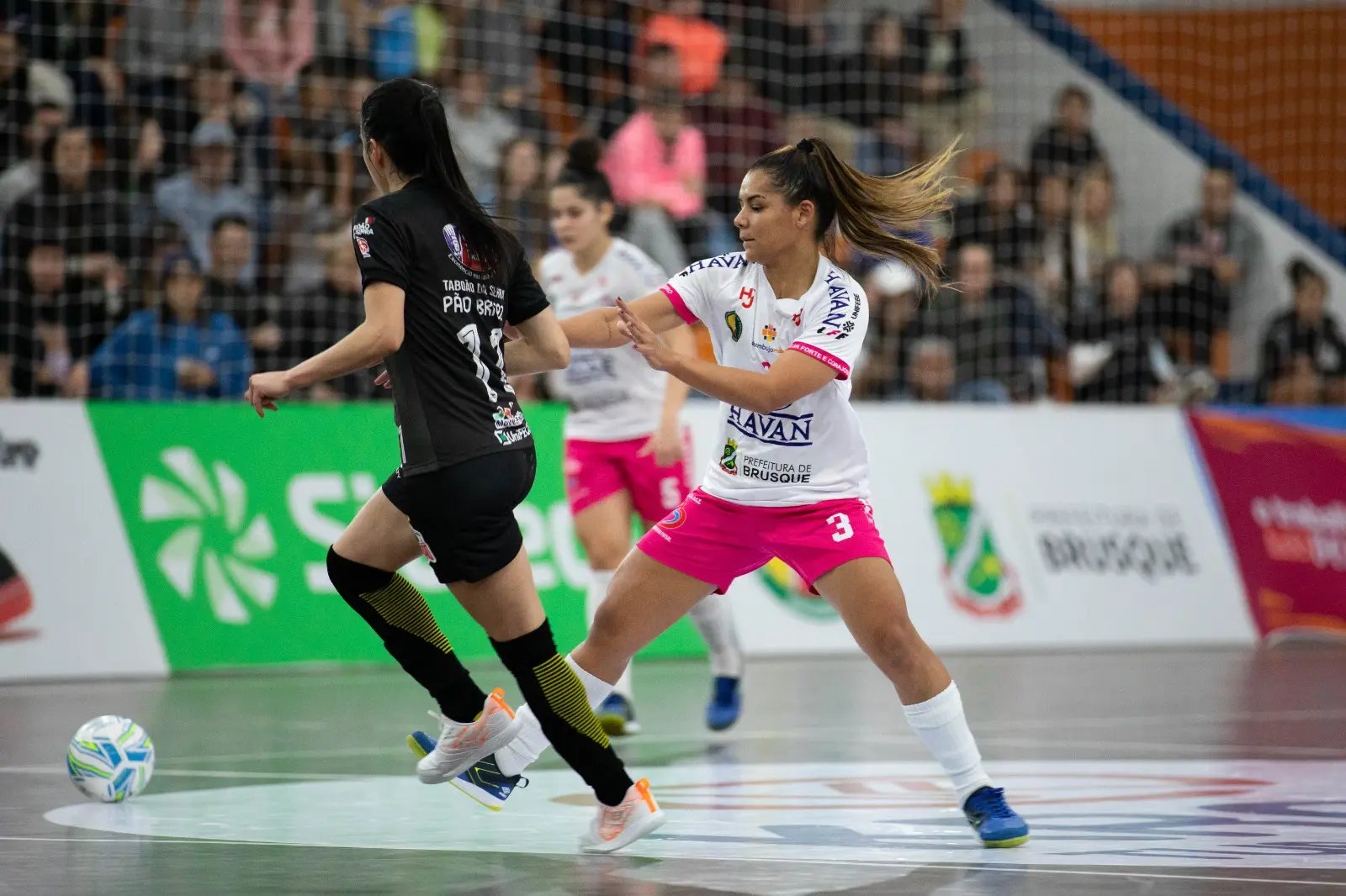 Clássico agita a agenda do Barateiro na Liga de Futsal 