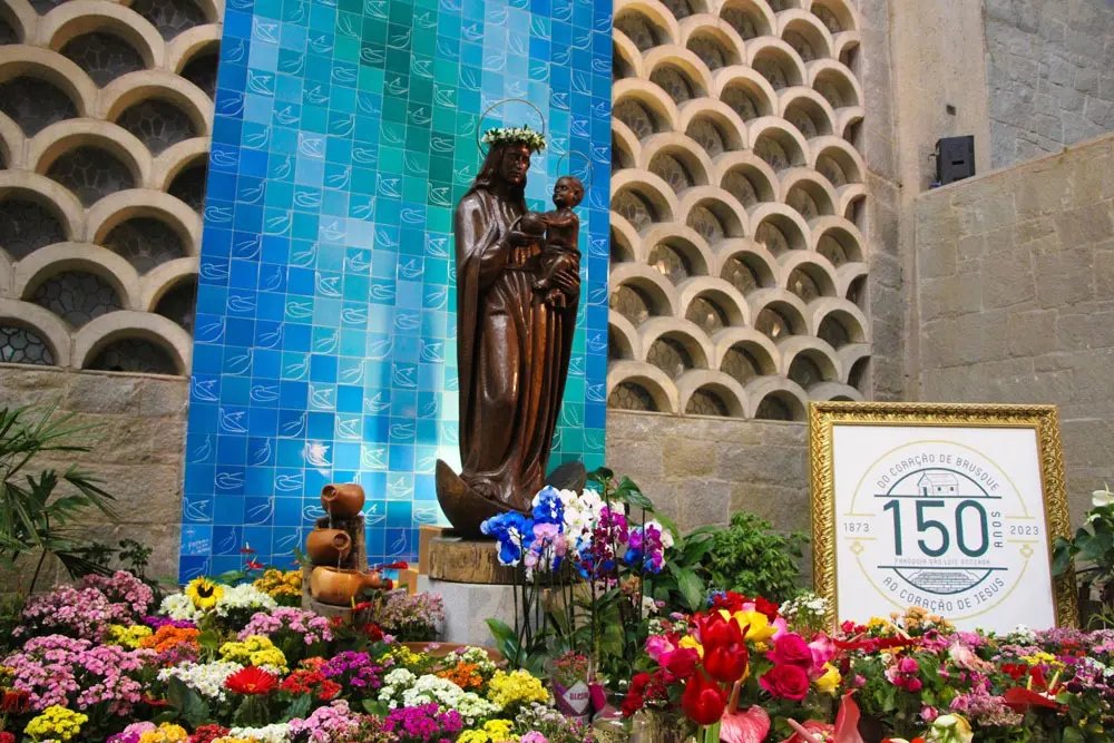 Paróquia São Luís Gonzaga prepara o Jardim de Nossa Senhora