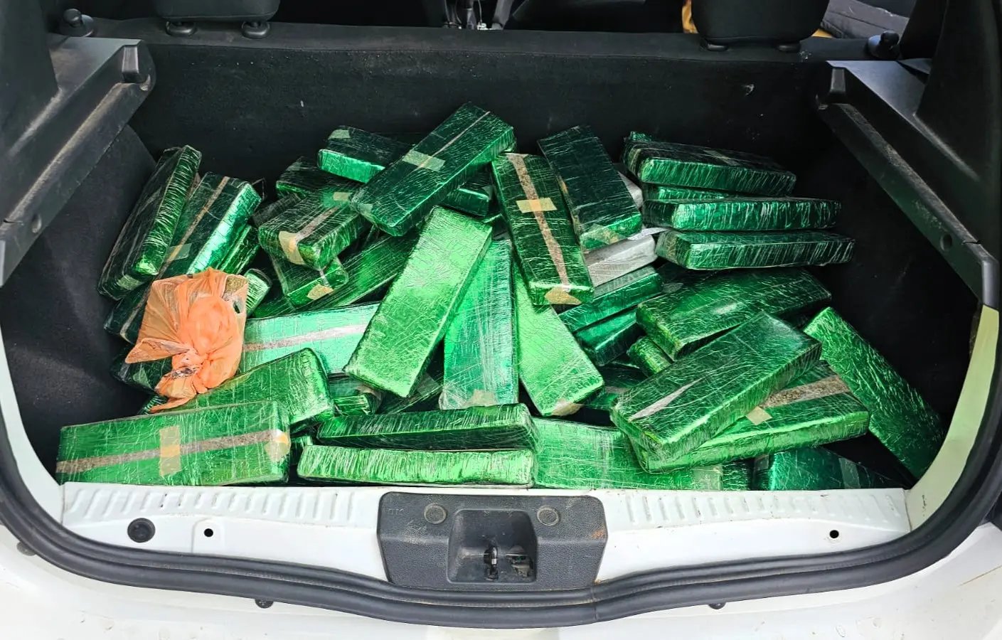 PRF impede entrega de 134 kg de maconha no Litoral Catarinense