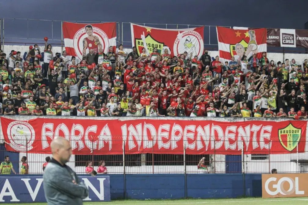 Torcida Organizada do Brusque entra na lista de suspensas pelo MPSC