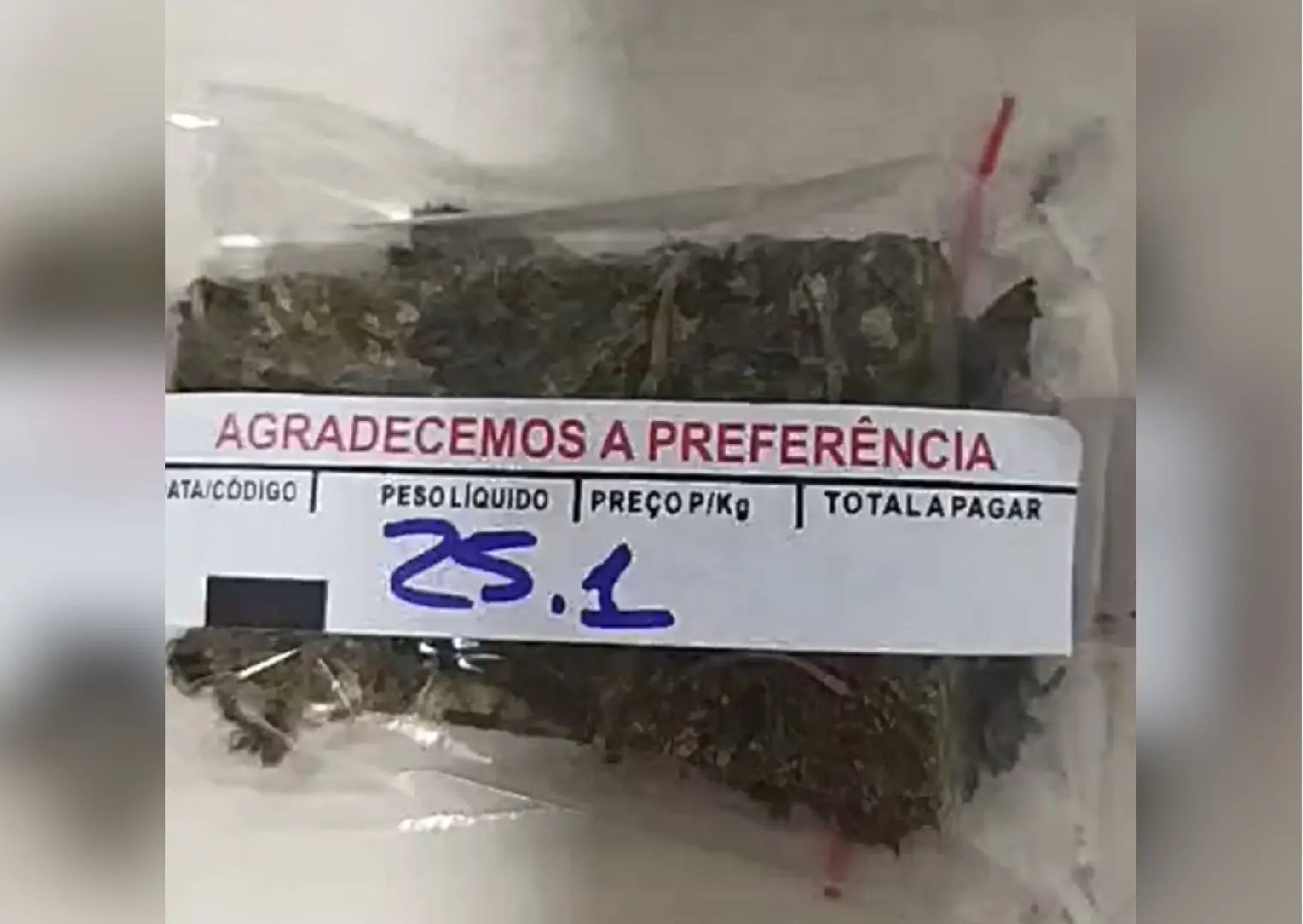 PM encontra drogas com etiquetas de “agradecemos a preferência”