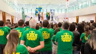 Filha de Sílvio Santos marca presença no aniversário da Havan - 2