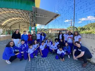 Intercambistas de Guabiruba visitam Centro de Reciclagem  - 5