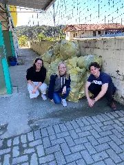 Intercambistas de Guabiruba visitam Centro de Reciclagem  - 7