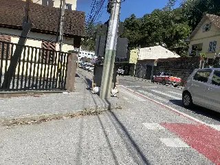 Placas de sinalização geram problemas em rua de Brusque - 4