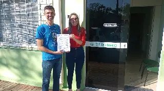 CDL recebe trabalhos inscritos no 1º Concurso de Poesias - 3