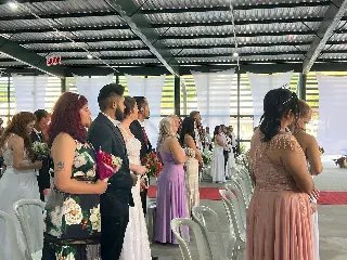 Casamento coletivo oficializa o amor de 21 casais - 1