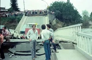 Queda da ponte no Centro de Brusque completa 43 anos - 4