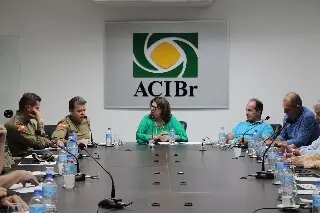 Comandante regional da PM participa de reunião na ACIBr - 1