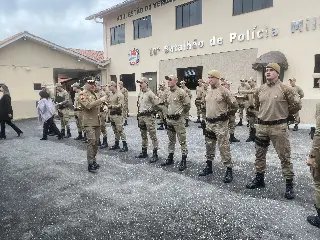 Policiais militares são promovidos durante solenidade em Brusque - 6