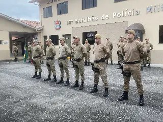 Policiais militares são promovidos durante solenidade em Brusque - 5