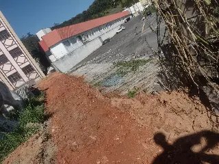 Muro desaba atrás da Arena Brusque, mas não deixa feridos - 2