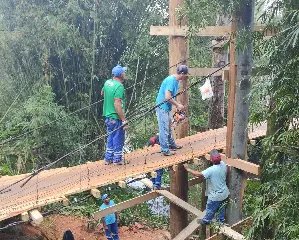 Secretaria de Obras conclui reforma da ponte pênsil SC 021 - 4