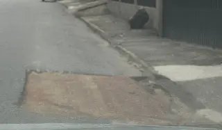 Buracos estão preocupando quem passa pela Rua Carlos Ristow - 1