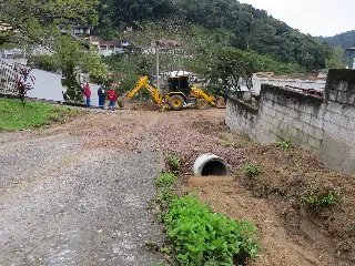 Serviços de drenagem e revitalização de rua no Azambuja são concluídos - 2