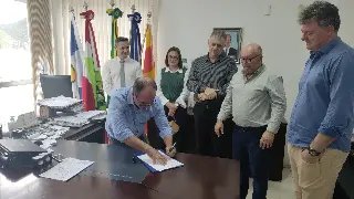 Assinada ordem de serviço para construção Quadra Poliesportiva em Guabiruba  - 4