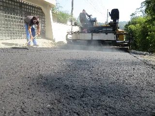 Secretaria de Obras inicia pavimentação da rua Frederico Debatin - 2