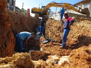 Bairro Rio Branco recebe obras de drenagem em quatro ruas - 4