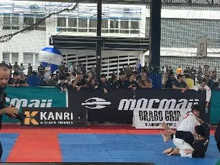 Brusquenses disputam estadual de jiu-jitsu em Bombinhas  - 2