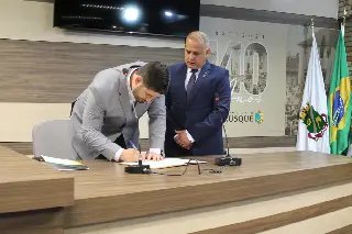 André Vechi e Deco Batisti tomam posse como prefeito e vice-prefeito  - 2