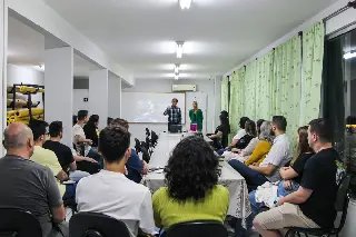 AmpeBr realiza Palestra sobre vendas on-line e redes sociais - 1