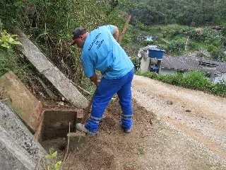 Limpeza de bocas de lobo é intensificada pela Prefeitura de Brusque - 4