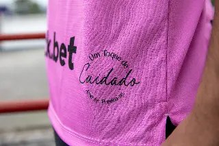 Brusque usará camisa em apoio à campanha Outubro Rosa - 7