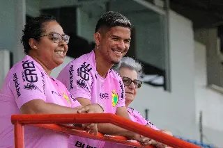 Brusque usará camisa em apoio à campanha Outubro Rosa - 9