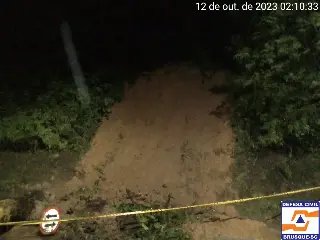 Deslizamento de terra é registrado pela Defesa Civil no Centro - 1
