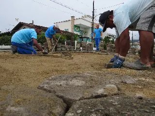 Cerca de 100 ruas receberam conserto de calçamento nos três últimos meses - 1
