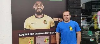 Seu Orlando madrugou para garantir o ingresso da final - 1