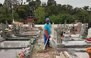 Prefeitura intensifica trabalhos no cemitério Parque da Saudade - 2