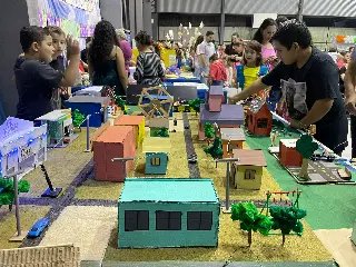 Mostra de Trabalhos DCM encanta a Comunidade Escolar do Zantão - 8