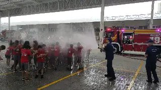 Quartel de Brusque comemora 41 anos com formação de Bombeiros Mirins - 14