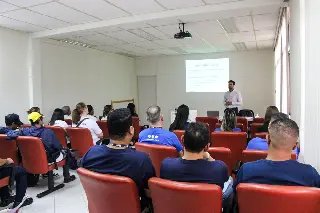 CDL Brusque promove palestra sobre Novembro Azul para seus colaboradores - 1