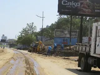 Prefeitura segue com o trabalho de limpeza da avenida Beira Rio - 1