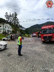 (VÍDEO) Arcanjo é acionado após acidente na Ivo Silveira - 1